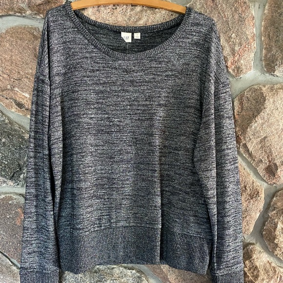 New Metallic silver Gap women’s sweater. - Picture 2 of 5